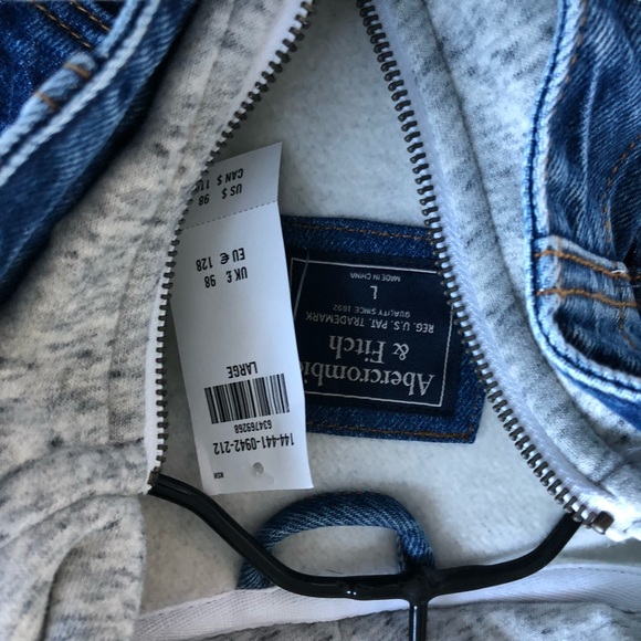 A&f denim hoodie jacket - Picture 6 of 6